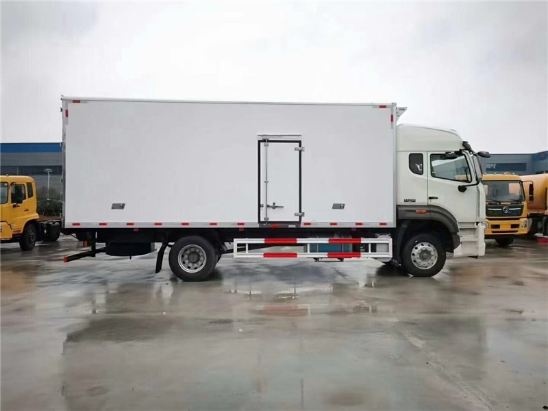 程力威是房車(chē)嗎