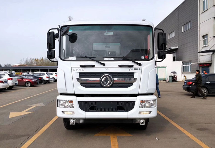 一汽灑水車：打造城市清潔利器
