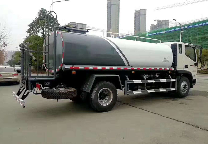 專業(yè)品質(zhì)，助力清潔
