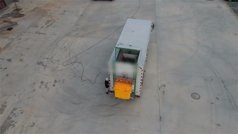 東風(fēng)天錦移動(dòng)式醫(yī)療廢物微波消毒車：保障健康環(huán)境，為生命護(hù)航
